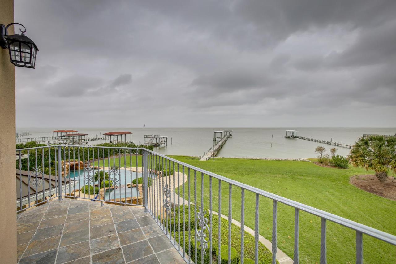 Stunning Galveston Bay Villa Infinity Pool And Dock San Leon Экстерьер фото