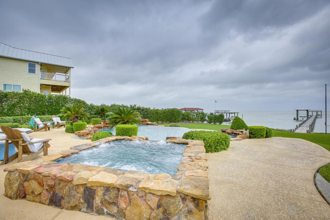 Stunning Galveston Bay Villa Infinity Pool And Dock San Leon Экстерьер фото