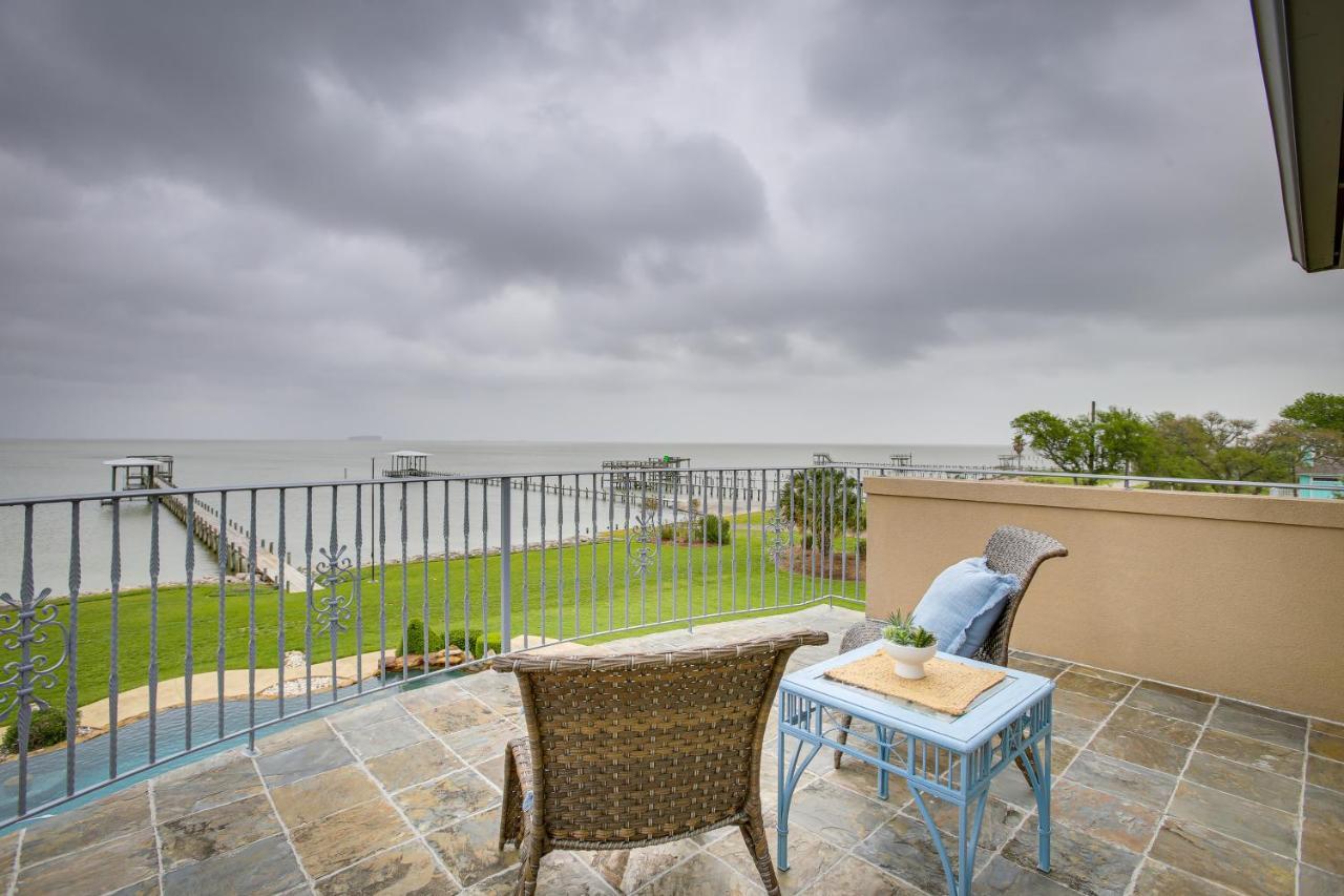 Stunning Galveston Bay Villa Infinity Pool And Dock San Leon Экстерьер фото