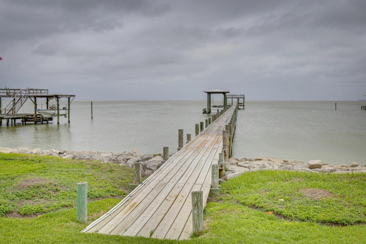 Stunning Galveston Bay Villa Infinity Pool And Dock San Leon Экстерьер фото